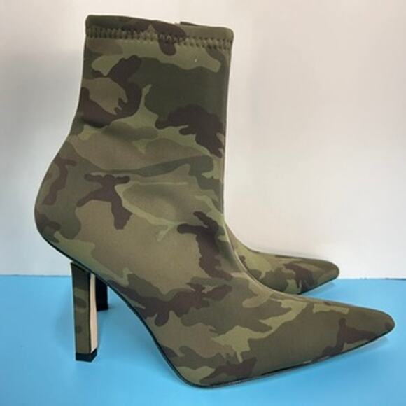 PRIVATE LISTING for grannyking07 ...Good American Camo Ankle 3.75" Boots Sz 6.5 - Picture 4 of 11